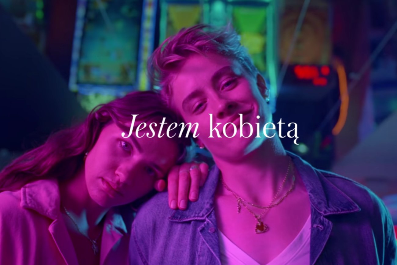 Reklama Yes z Zillmann i Żebrowską robi totalną furorę! Tymczasem TVP odmówiło emisji spotu