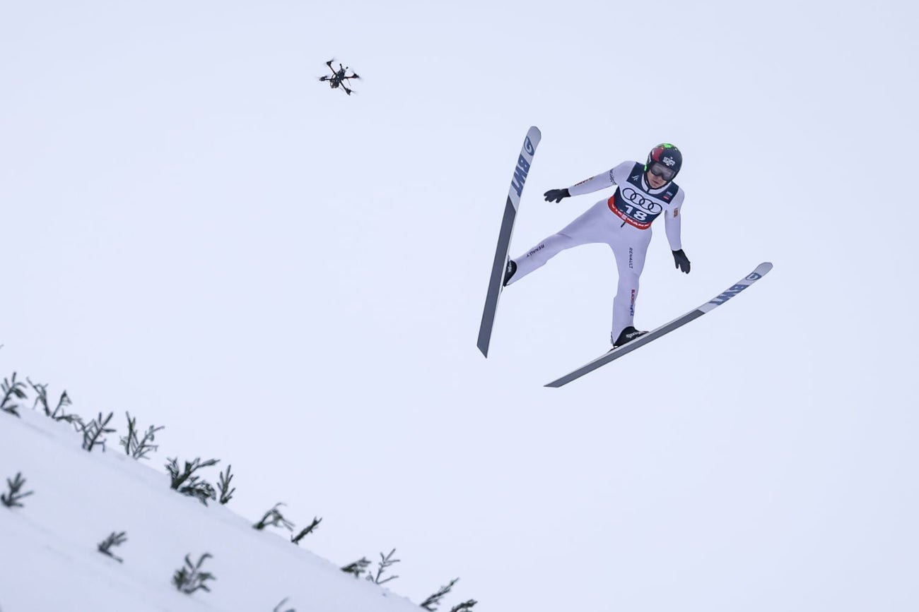 Jakub Wolny był najlepszym z Polaków podczas niedzielnego konkursu drużynowego MŚ w lotach w Vikersund.