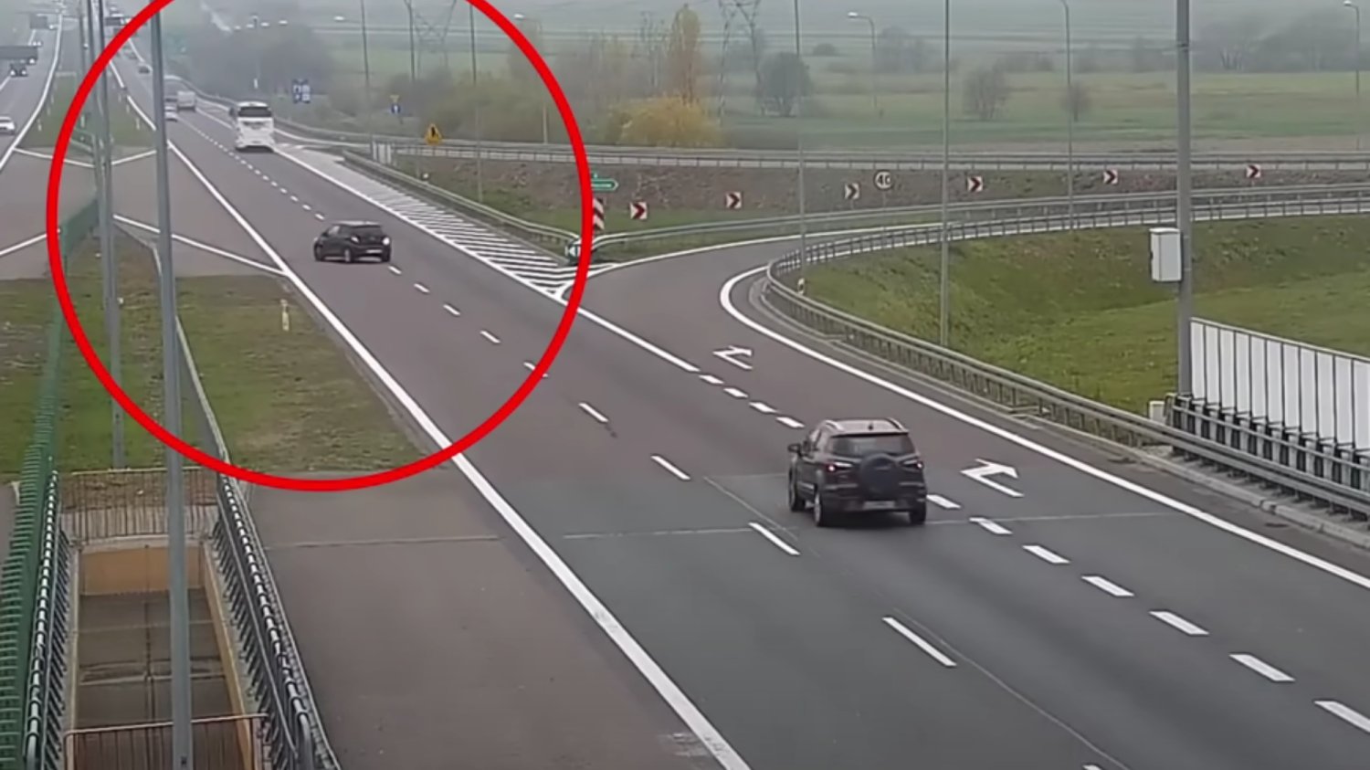 Niebezpieczne zachowanie kierowcy na węźle Nałęczów.