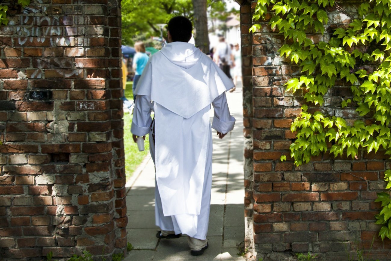 Wrocławski dominikanin Paweł M. wyszedł z aresztu. (Zdjęcie ilustracyjne).