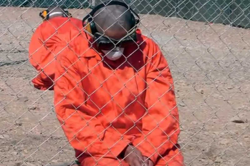 W więzieniach CIA podejrzanych o terroryzm zanurzano w beczkach z lodowatą wodą