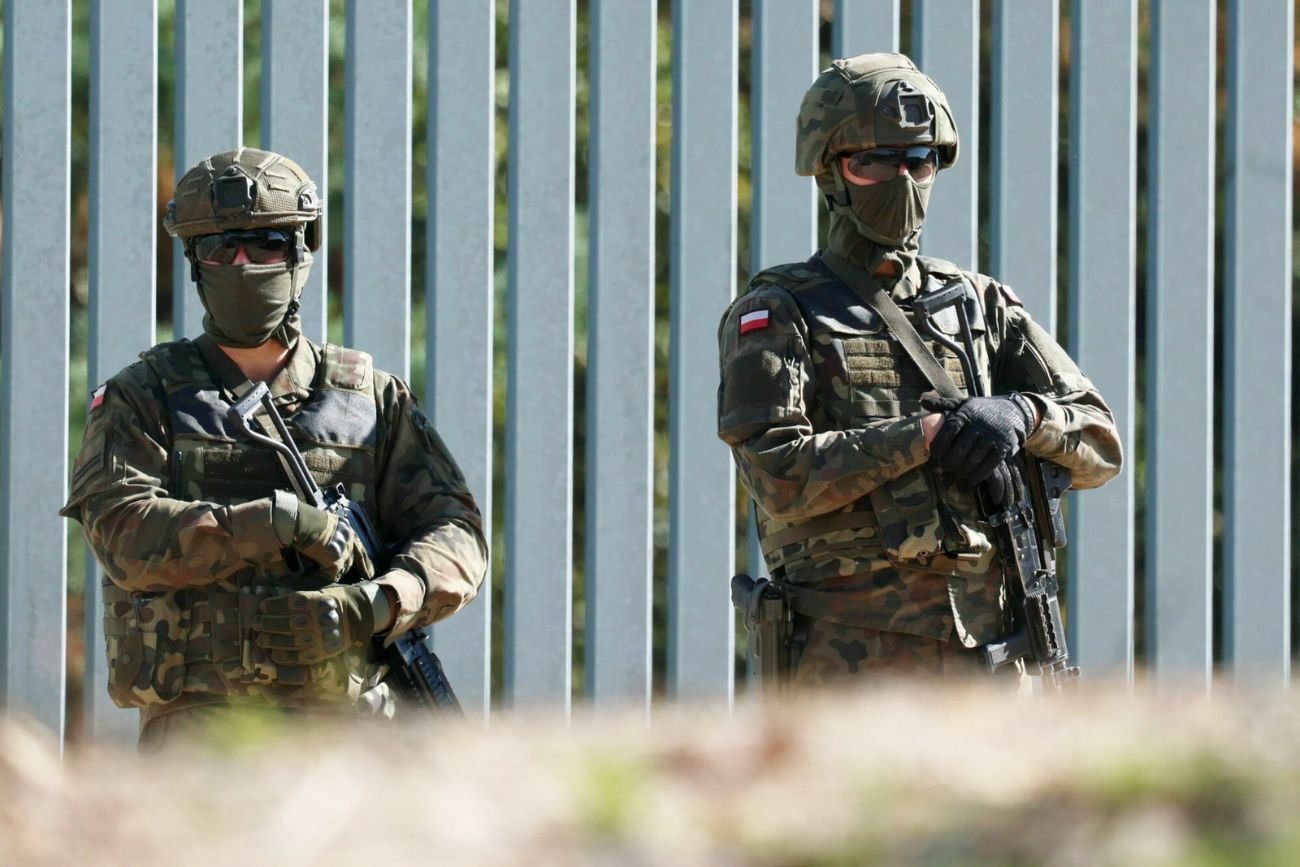 Polskie służby jednak nie będą strzelać na granicy? Jest oświadczenie konstytucjonalistów