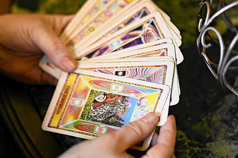 Z cygańską wróżką rozmawiamy o kulisach jej życia i pracy.