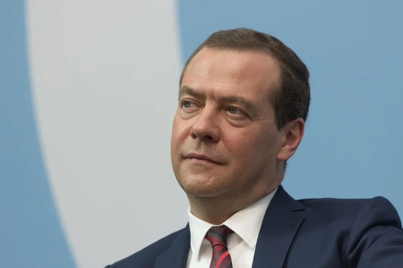 Dmitrij Miedwiediew skomentował wniosek Polski o areszt trzech kontrolerów ze Smoleńska