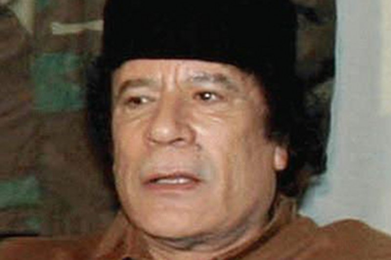 Dziennikarze Channel Four ujawnili, że Kaddafi wykorzystał setki, jeśli nie tysiące młodych kobiet