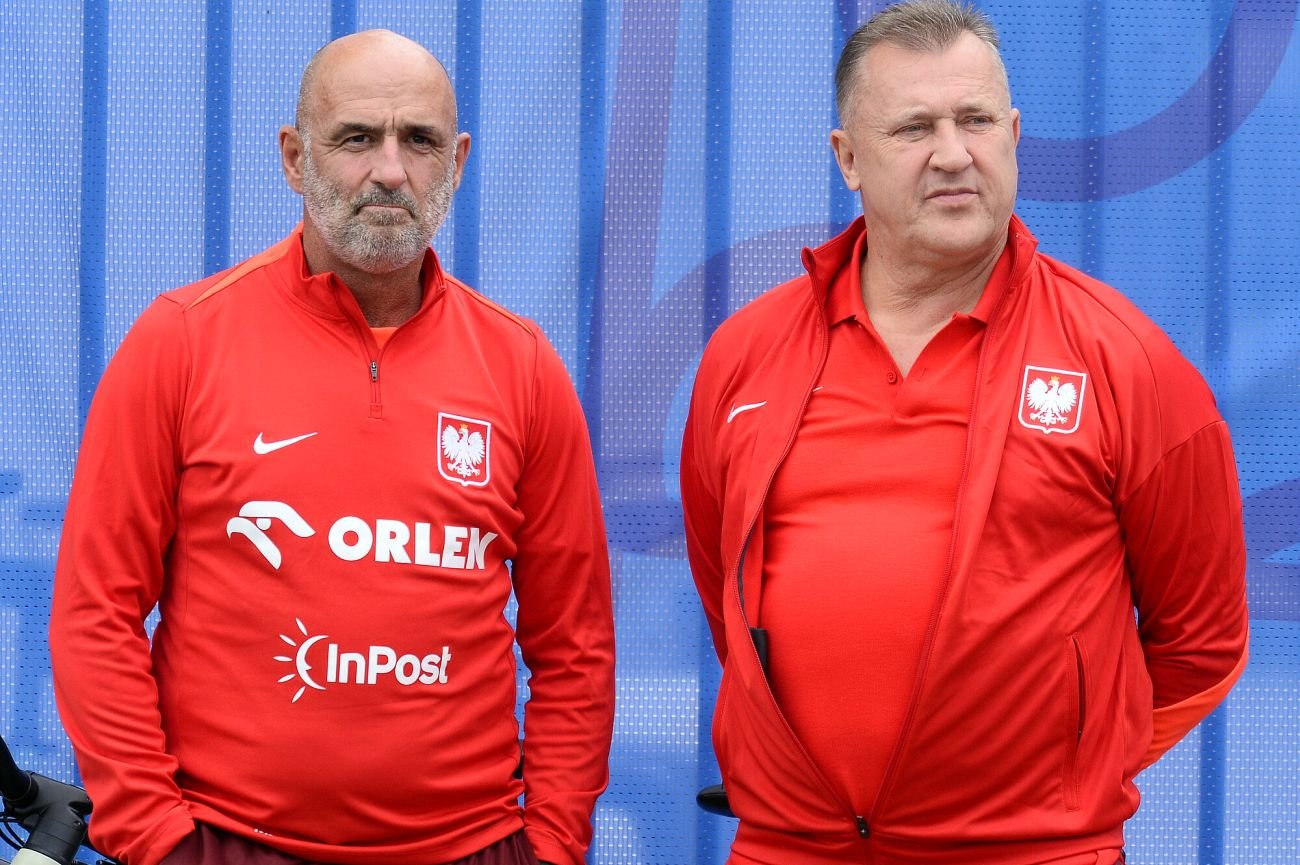 Myśleliście że mecze reprezentacji kierowanej przez Michała Probierza (z lewej) PZPN z Cezarym Kuleszą na czele (z prawej) rozgrywa na PGE Narodowym, bo tak jest dobrze dla kibiców? Byliście w błędzie Myśleliście że mecze reprezentacji kierowanej przez Michała Probierza (z lewej) PZPN z Cezarym Kuleszą na czele (z prawej) rozgrywa na PGE Narodowym, bo tak jest dobrze dla kibiców? Byliście w błędzie