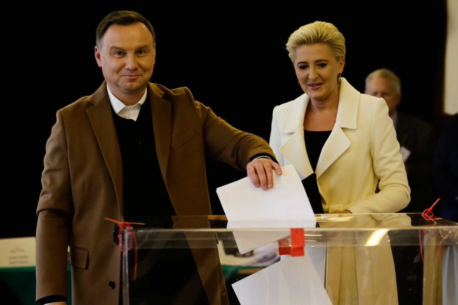 Osobisty fotograf Andrzeja Dudy wskazał na przyczynę niskiego wyniku PiS w wyborach samorządowych.