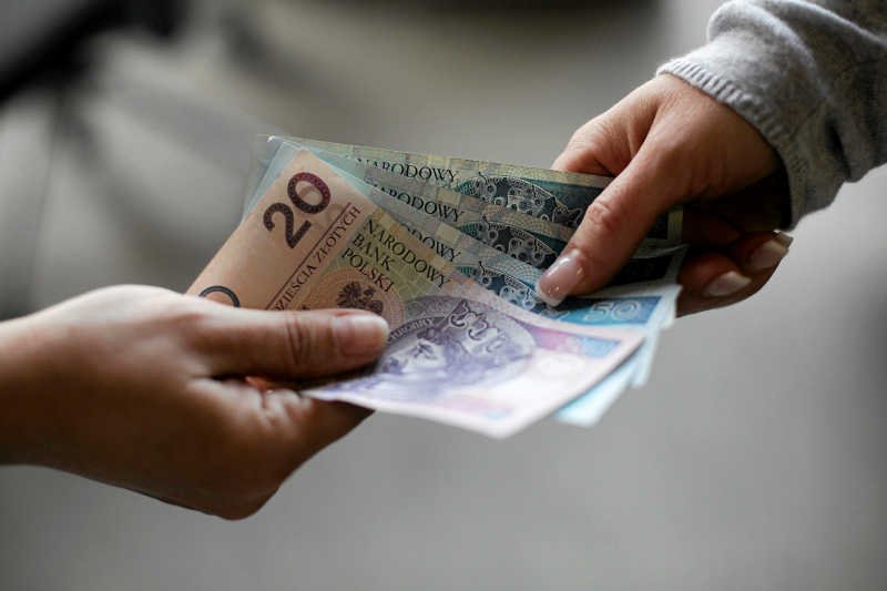 W Polsce najlepiej zarabia się w Warszawie, dalej w Gdańsku i Wrocławiu.