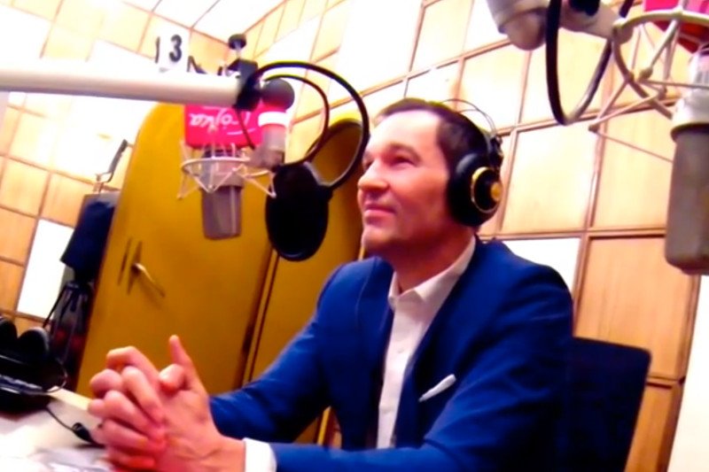 Kuba Strzyczkowski i Michał Olszański tymczasowo zastąpią Roberta Kantereita na antenie Trójki w popołudniowej audycji "Zapraszamy do Trójki".