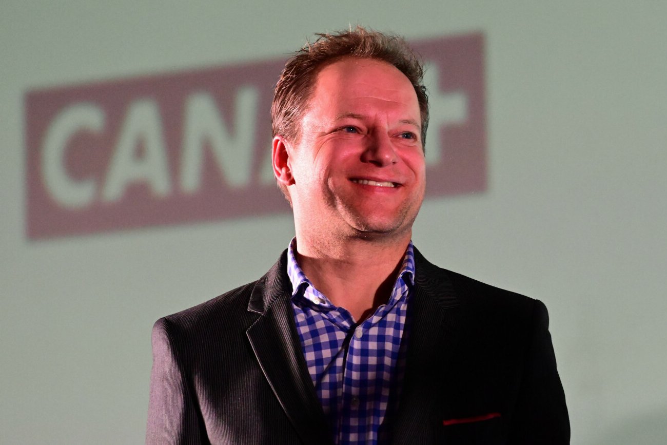 Maciej Stuhr nawiązał do skandalu z udziałem ojca. Nazwał Stuhra osłem roku