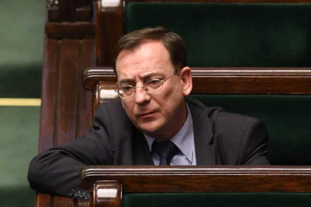 Mariusz Kamiński zapowiedział, że lista dziennikarzy zostanie przekazana posłom. Dodał, że o sprawie została poinformowana premier Beata Szydło.