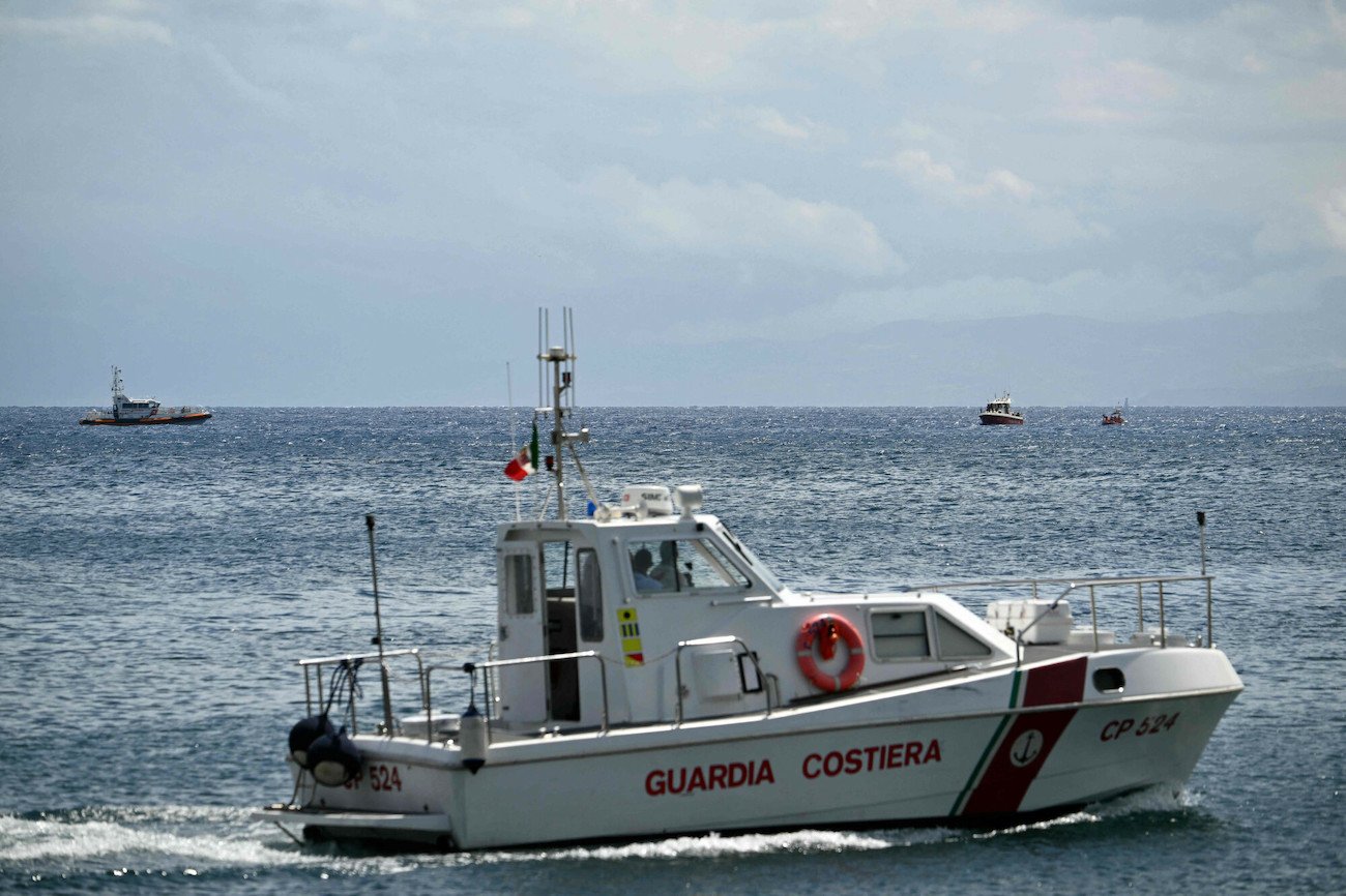 Luksusowy jacht Bayesian zatonął u wybrzeży Sycylii. Trwa pilna akcja służb