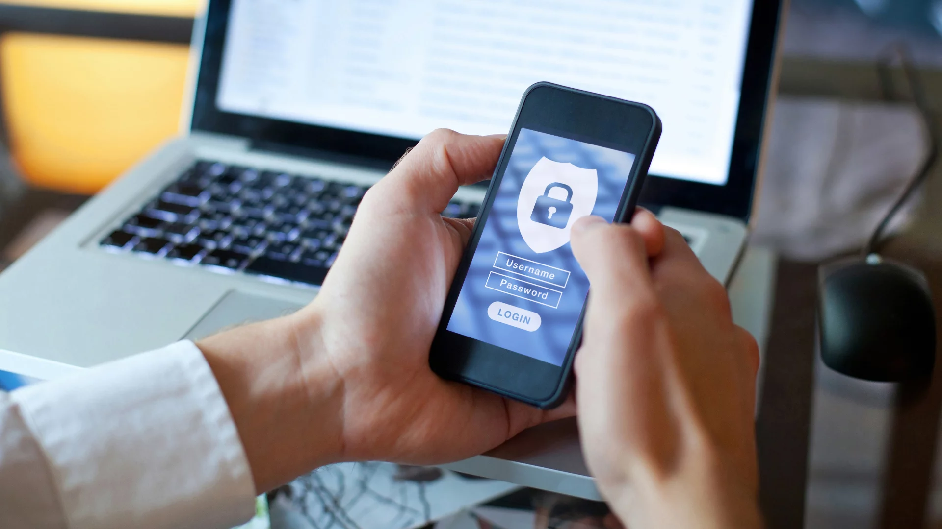 KSeF a bezpieczeństwo. Czy będzie odporny na ataki obcych wywiadów i hakerów?