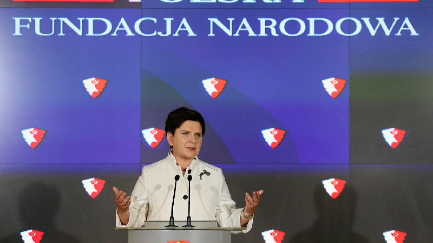 Zadzwonili do PiS-owskiej Fundacji i zadali pytanie po angielsku. To trzeba usłyszeć!