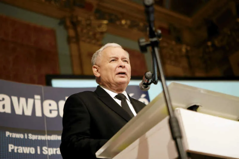 Jarosław Kaczyński ostro potraktował posła, który po usunięciu z PiS przyszedł na konwencję partii.