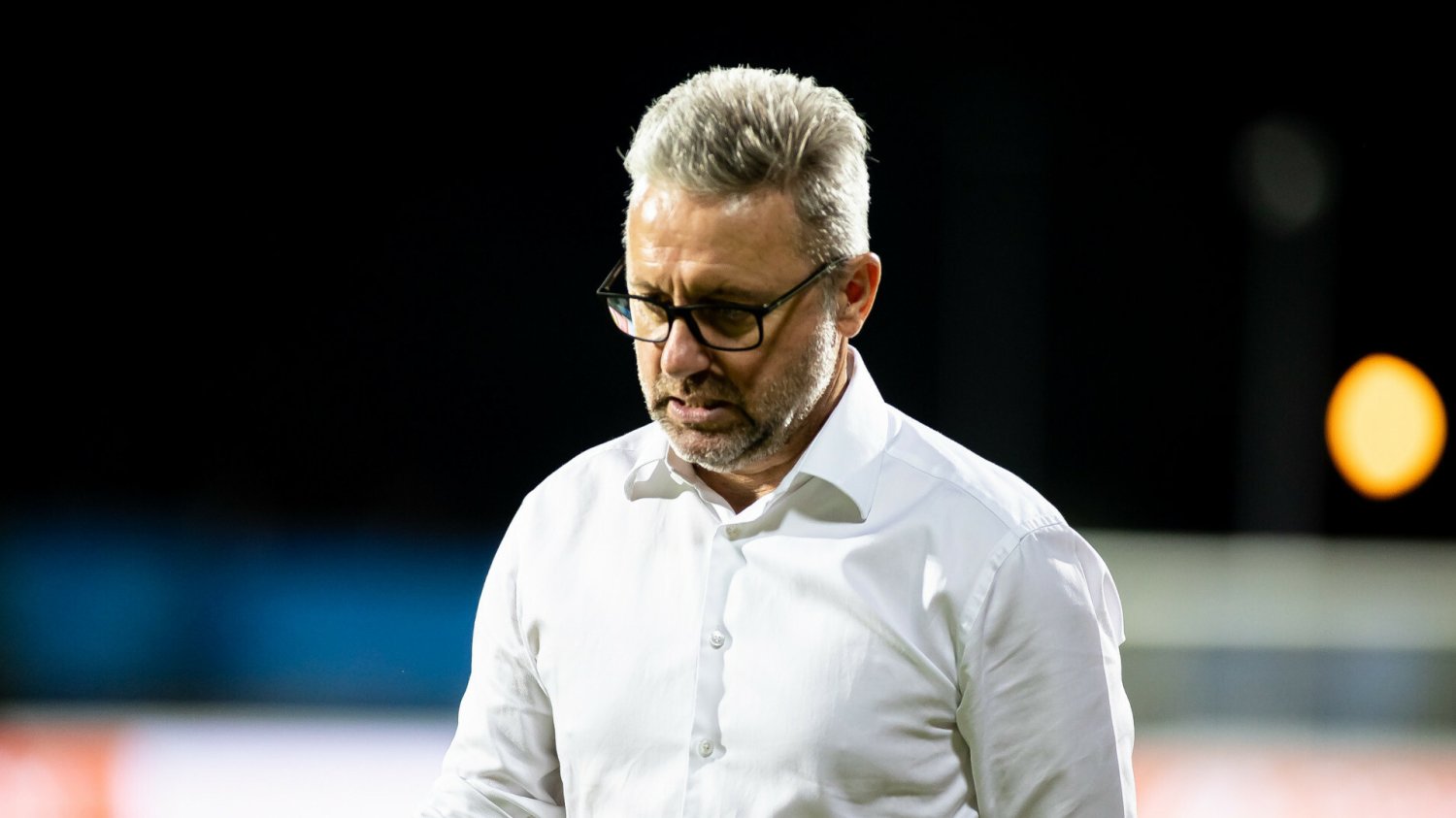 Jerzy Brzęczek nie zdołał przetrwać kryzysu Wisły Kraków. Drużyna po świetnym starcie sezonu, wpadła w duży dołek.
