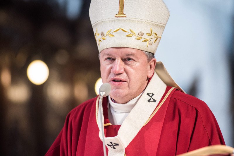 Abp Józef Kupny podczas Bożego Ciała we Wrocławiu: - Nie ma naszej zgody na profanację obrazu Matki Bożej.