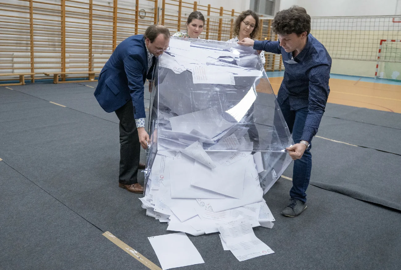 Wybory samorządowe 2024. Janusz Zemanek był jedynym kandydatem i przegrał.