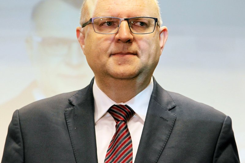 Kazimierz Maciej Ujazdowski nie przestaje stanowczo krytykować poczynań kolegów z PiS. Od kilku tygodni już jego byłych kolegów...