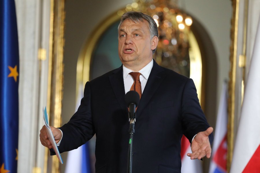 Skandal z udzielałem europosła Józsefa Szájera w tzw. gangbangu to nie pierwsza podobna sytuacja w najbliższym otoczeniu premiera Węgier Viktora Orbána.