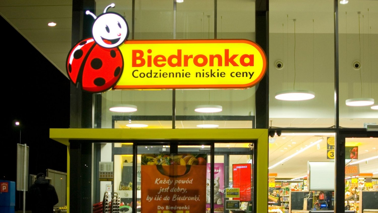 Biedronka ma specjalną promocję. Hit dla kierowców za 279 zł