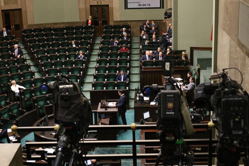 Posłowi PiS i Kukiz'15 podczas sejmowej debaty ws. morderstwa Pawła Adamowicza sugerowali odpowiedzialność PO-PSL, WOŚP lub gdańskiego ratusza.