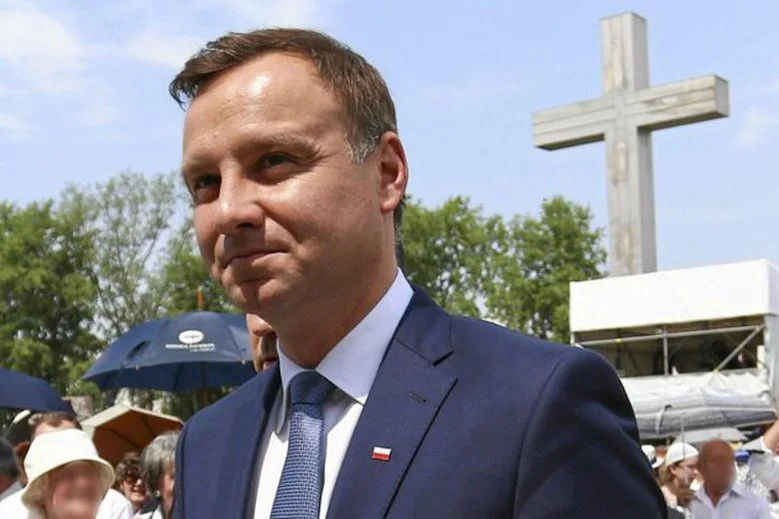 Andrzej Duda mówi o wyimaginowanej wspólnocie. Jednak za naszą akcesją do UE zagłosowało więcej Polaków, niż oddało głos na Dudę w czasie ostatnich wyborów prezydenckich.