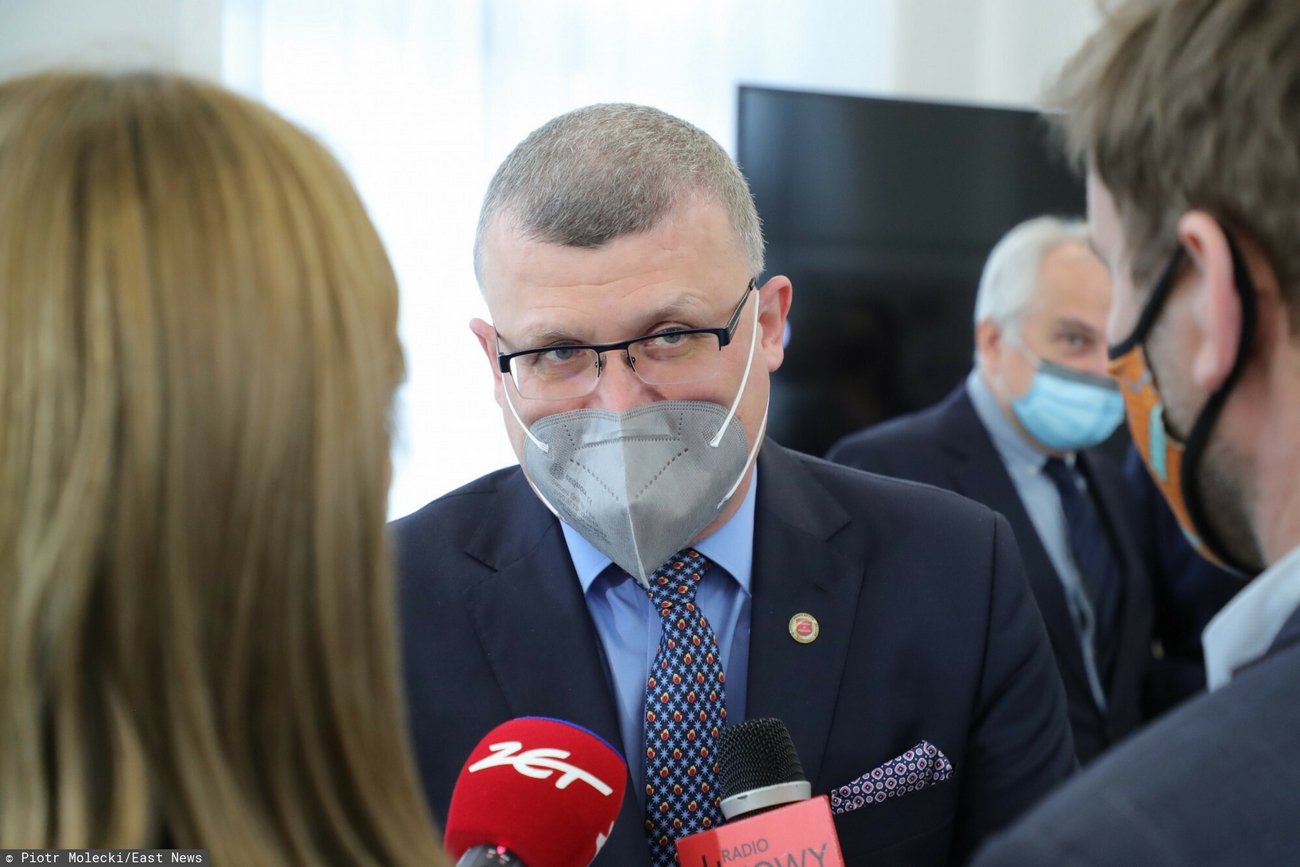 Naczelna Izba Lekarska umorzyła postępowanie przeciwko dr. Grzesiowskiemu.