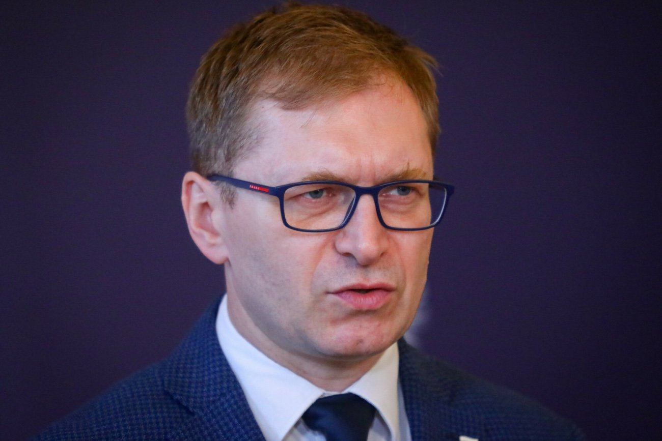 Były poseł PiS zamieścił wpis o swojej żonie. W sieci zawrzało. Paweł Lisiecki zamieścił wpis na Facebooku z komentarzem, który wywołał burzę. Tak polityk "uszanował" swoją żonę.