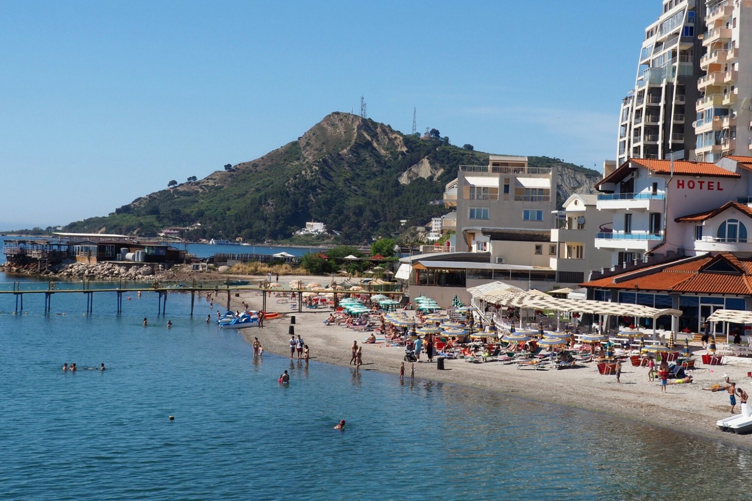 Albania. Duża grupa turystów z Polski trafiła do szpitala.