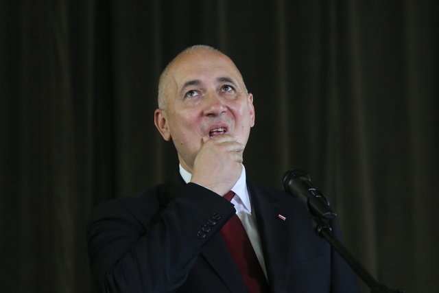 Joachim Brudziński broni metod polskiej policji, która inwigiluje członków opozycji.