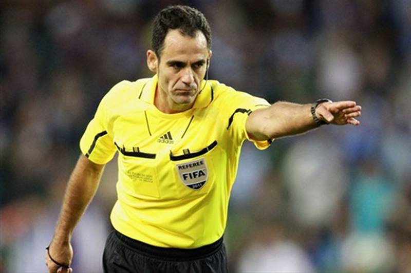 Hiszpański sędzia Carlos Velasco Carballo będzie sędzia meczu Polska - Grecja