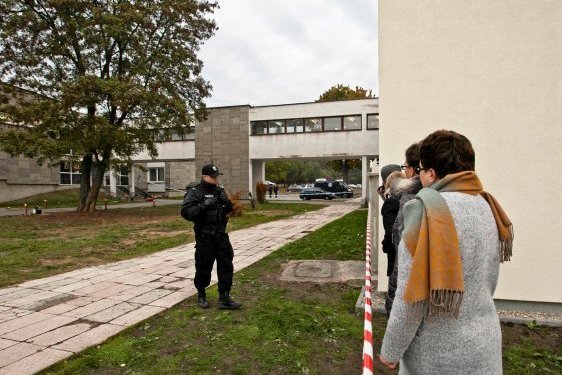 Jak mówią uczestnicy zdarzeń, doszło do wybuchu paniki i studenci tratowali siebie nawzajem.