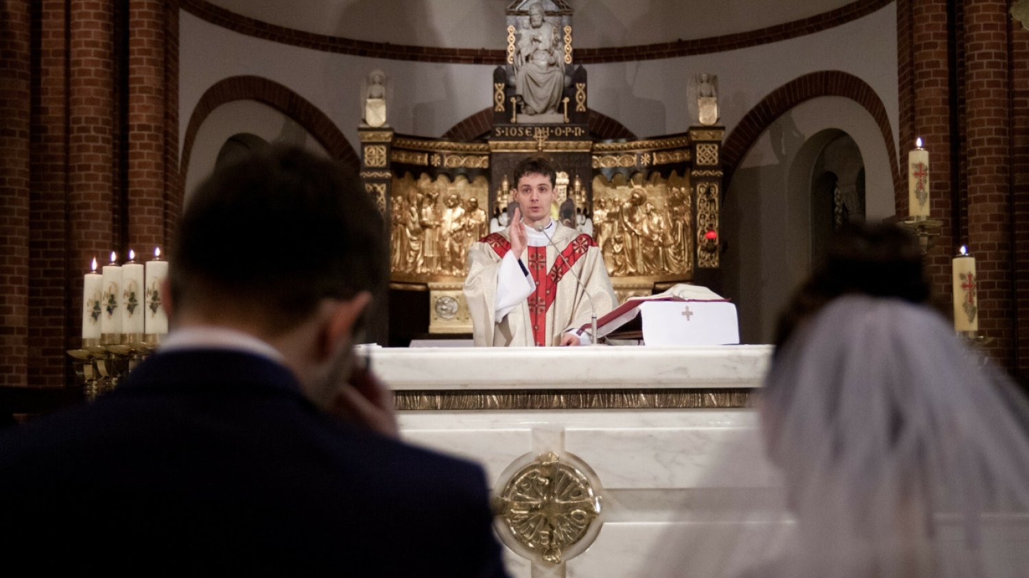Polacy składają coraz więcej wniosków o "rozwód kościelny". W tym mieście padł rekord