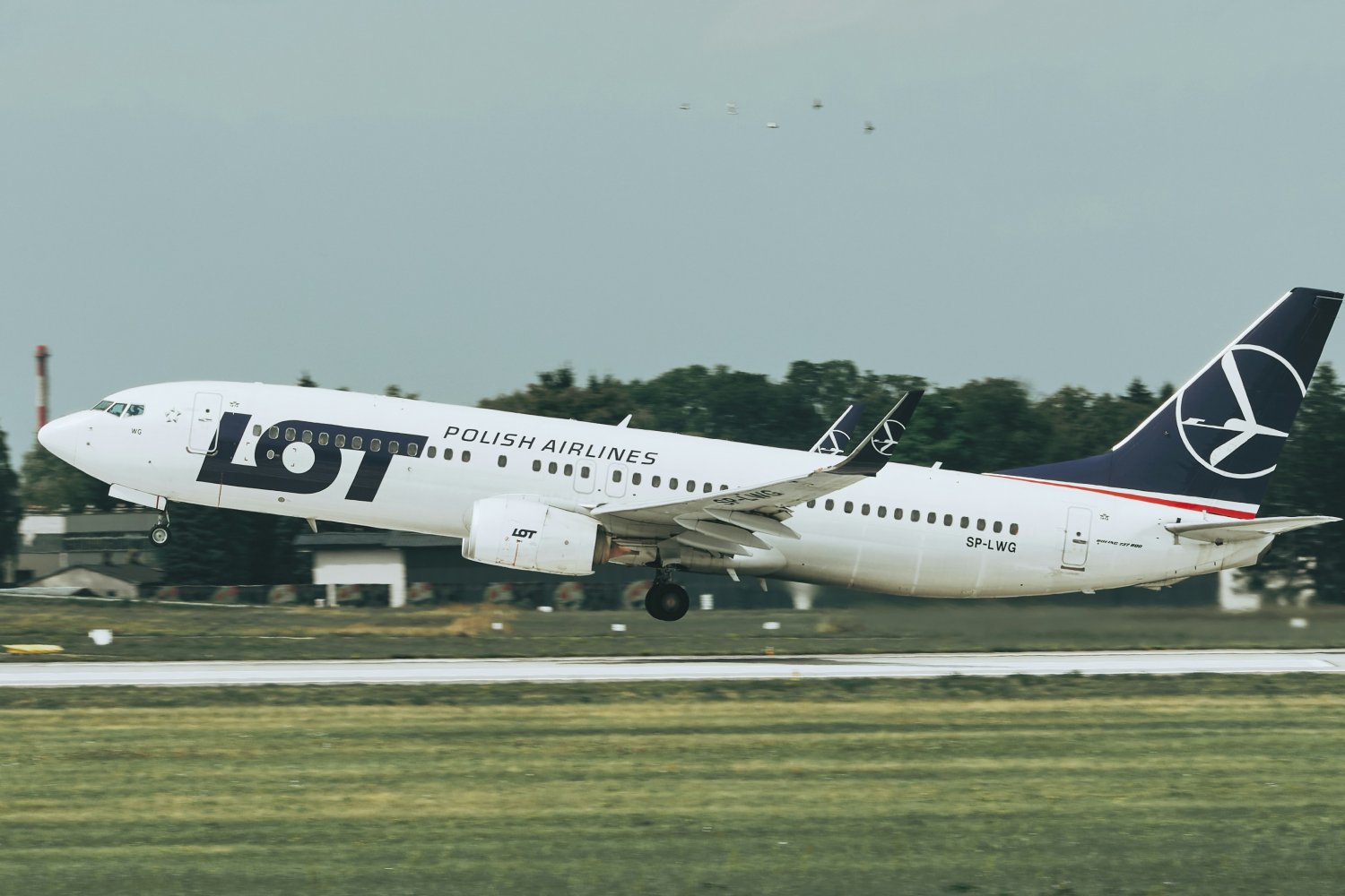 Incydent na trasie samolotu z Warszawy. "Podejrzenie twardego lądowania"