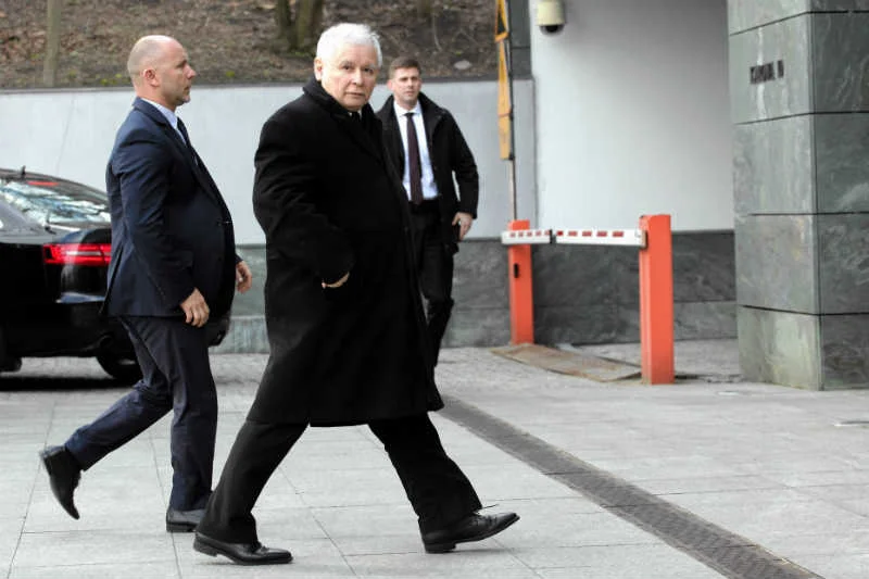 Czy kolejnym celem Jarosława Kaczyńskiego jest Komisja Nadzoru Finansowego?