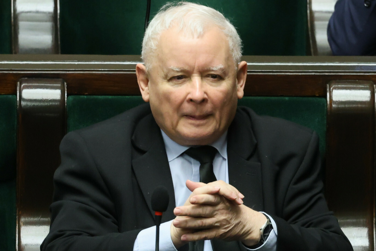 Jarosław Kaczyński ma napisać tajemniczy list. Media: to będzie "rachunek sumienia".