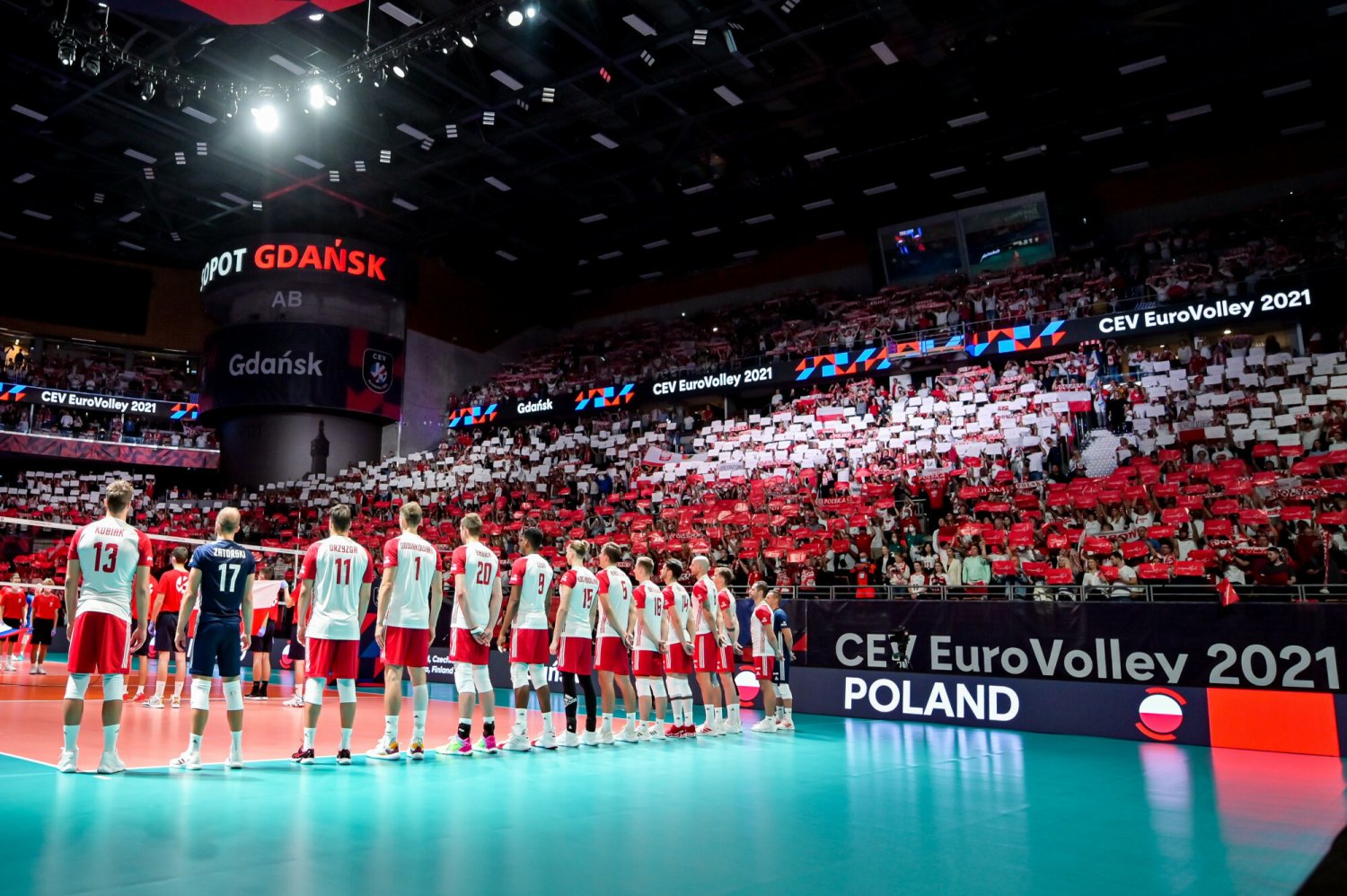 Polska siatkówka czeka na nowych selekcjonerów, mamy sporą niespodziankę w konkursie w kadrze pań