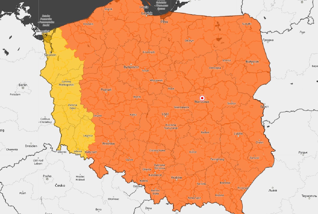 Pogoda. IMGW wydało serię alertów pogodowych. Idą burze i ulewy.
