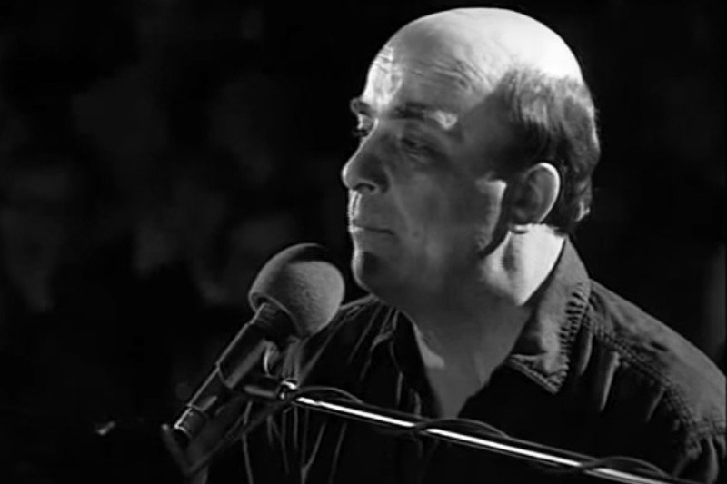 Nie żyje Zbigniew Łapiński ze słynnego tria z Jackiem Kaczmarskim i Przemysławem Gintrowskim.