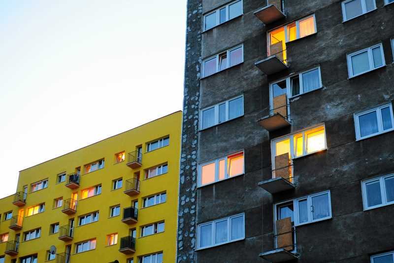 Kolorowe bloki na Rakowcu