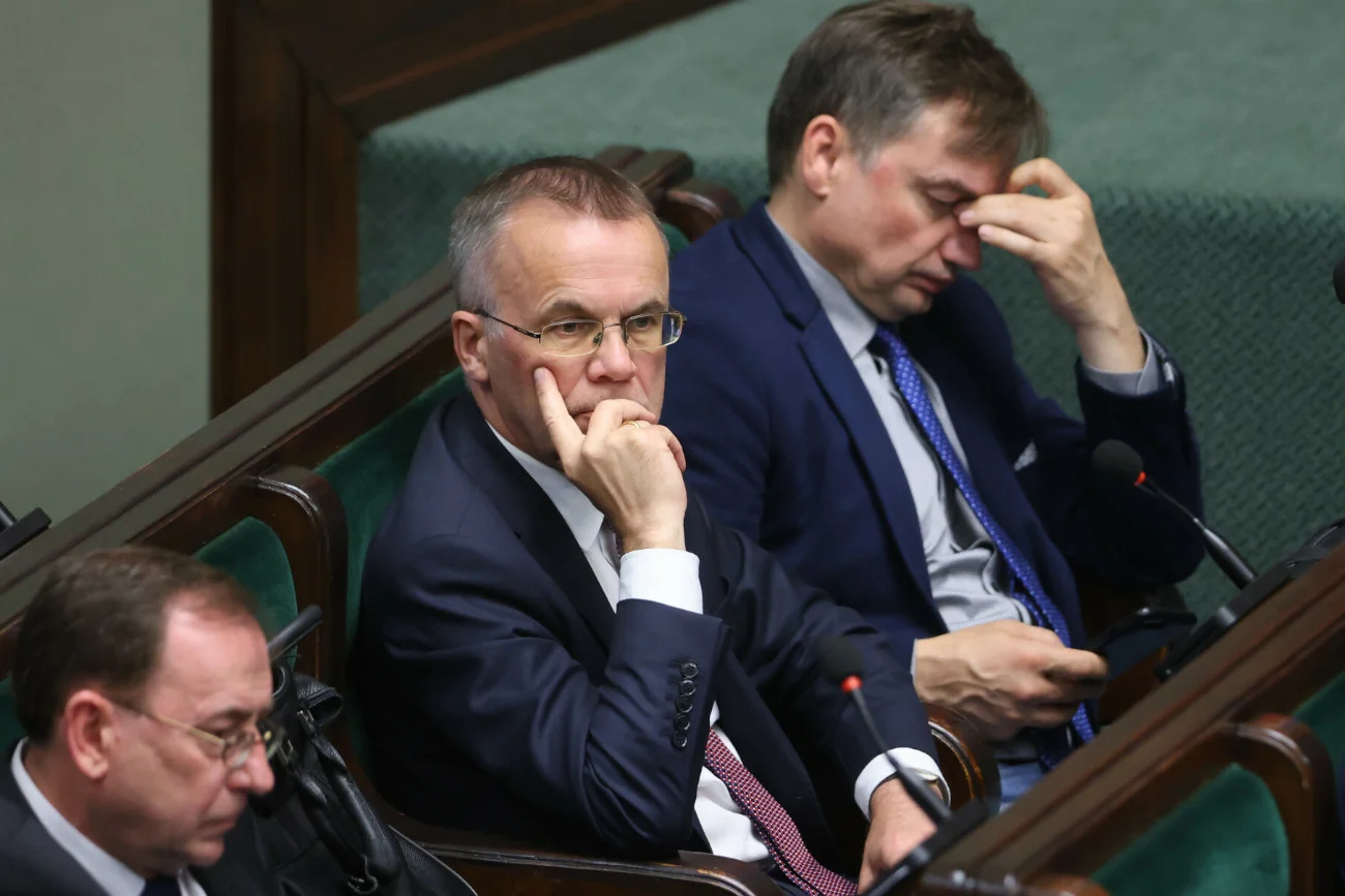 Jarosław Sellin (na zdjęciu w środku): Prezydent miał słuszną pretensję