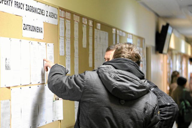 Pod względem godzinowych kosztów pracy Polacy należą do nasłabiej opłacanych pracowników UE