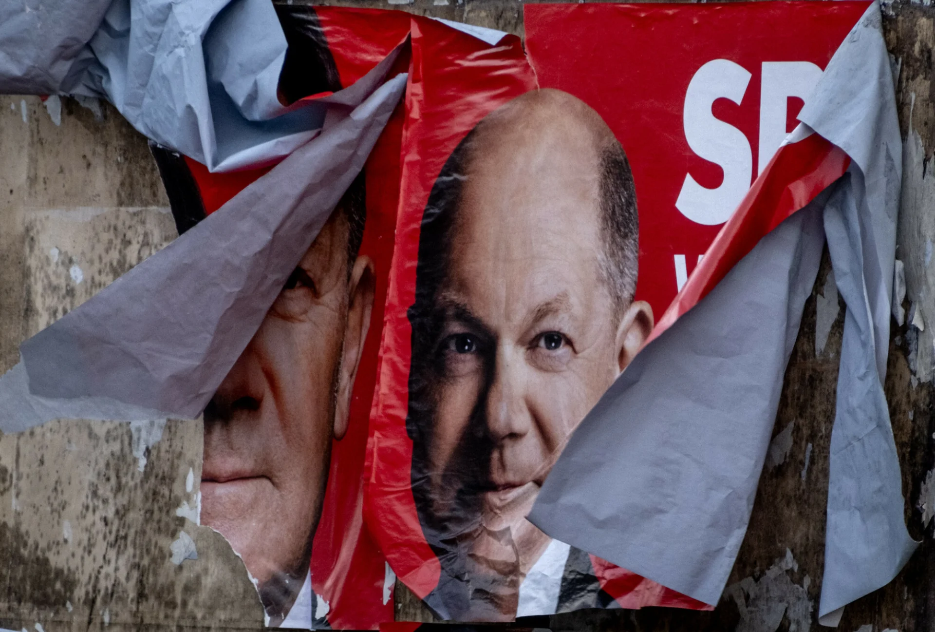 Rząd kanclerza Olafa Scholza w wyborach do PE w Niemczech dostał od wyborców czerwoną kartkę.