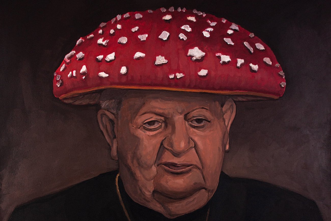 Kontrowersyjny obraz "Królestwo grzybów" z kard. Dziwiszem z muchomorem na głowie.