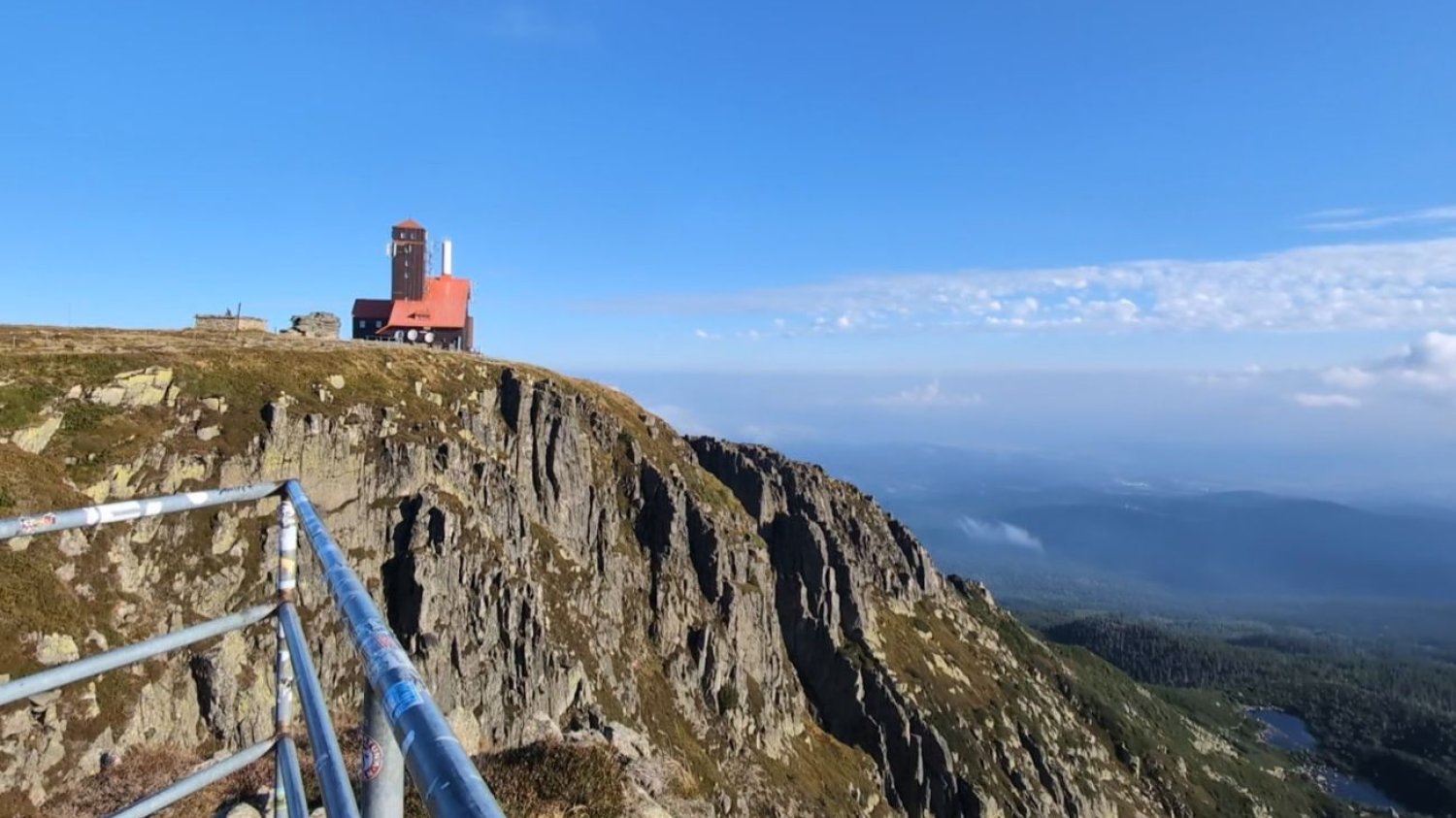 Śnieżne Kotły Śnieżne Kotły to jedno z najpiękniejszych miejsc w Karkonoszach