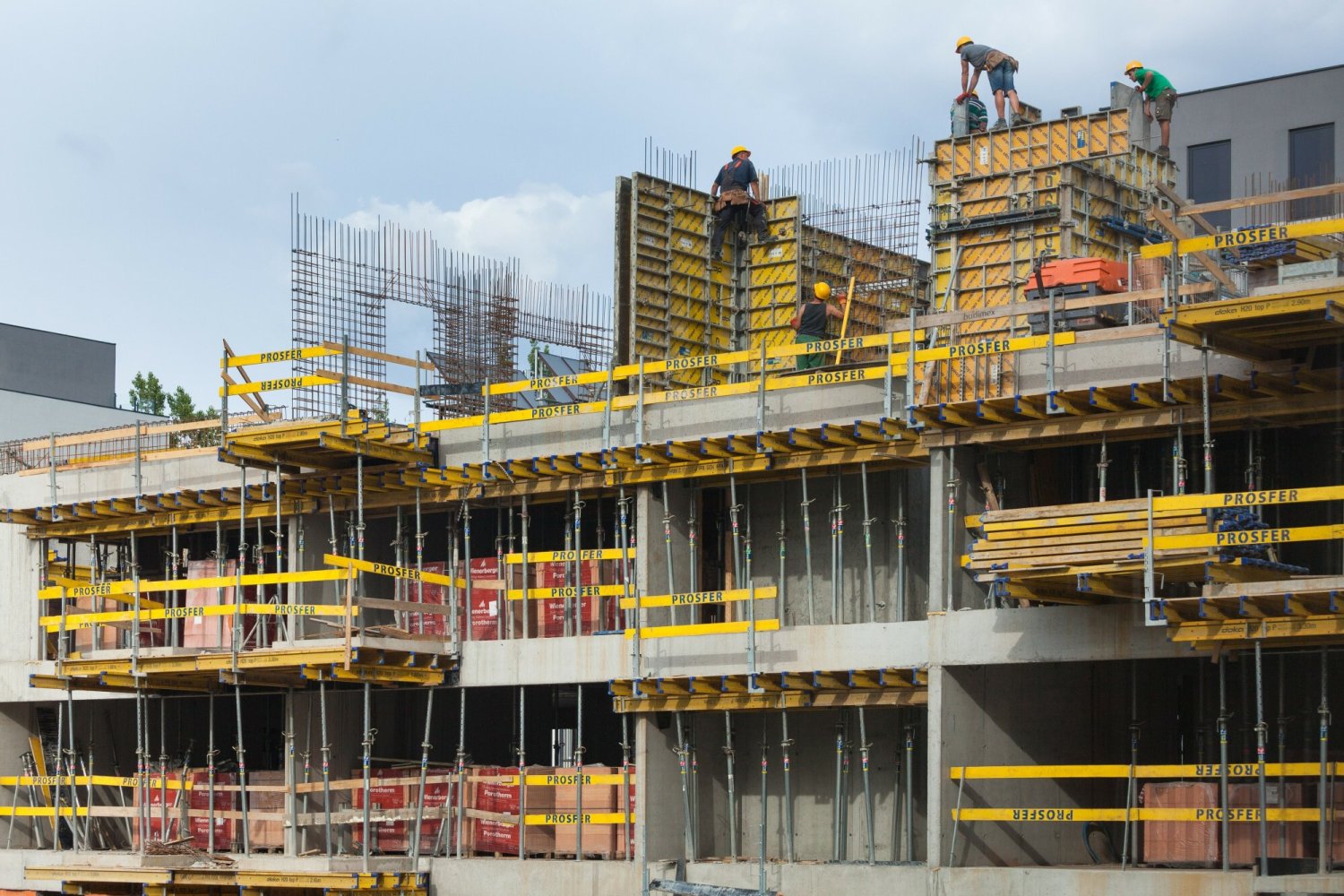 Liczba wypadków przy pracy w 2021 r. wzrosła o blisko 10 proc.