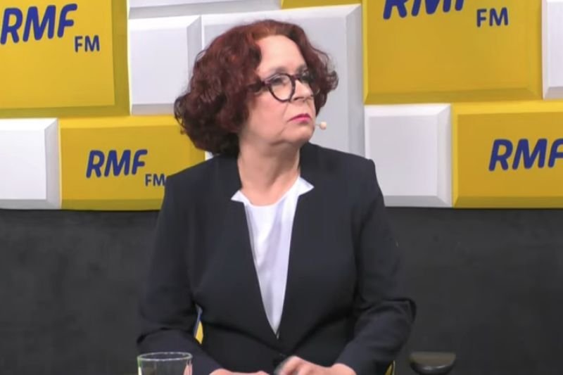 Elżbieta Kruk ma osobliwe zdanie na temat roli mediów publicznych.