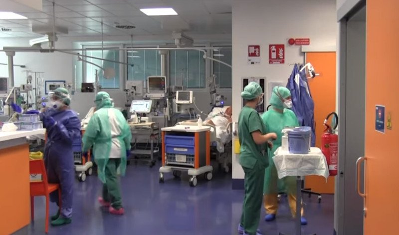 W mieście Brescia we Włoszech jest blisko 4 tys. zakażonych koronawirusem.