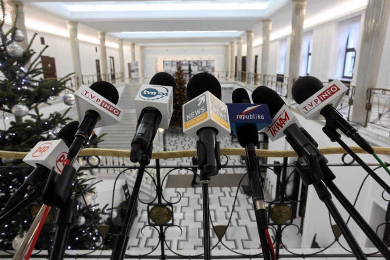 Dzisiaj Dzień Bez Polityków - protest mediów przeciw groźbie cenzury w Sejmie.